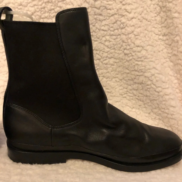 Vince Black Ankle Boots - Picture 4 of 11